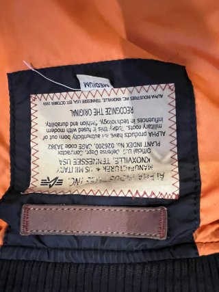 Cazadora Bomber Alpha Industries Negra Talla M