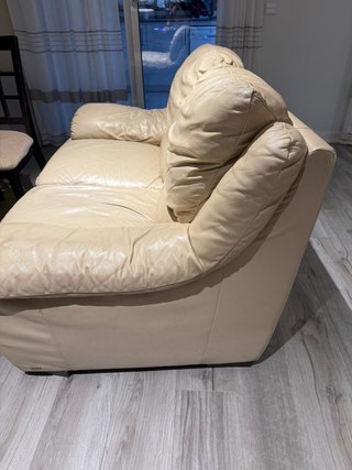 Sofá de dos plazas Natuzzi en Piel
