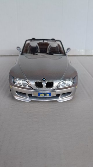 1/18 MODELLO AUTO BMW ROADSTER CABRIO BURAGO