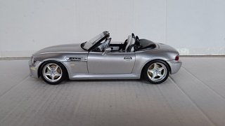 1/18 MODELLO AUTO BMW ROADSTER CABRIO BURAGO