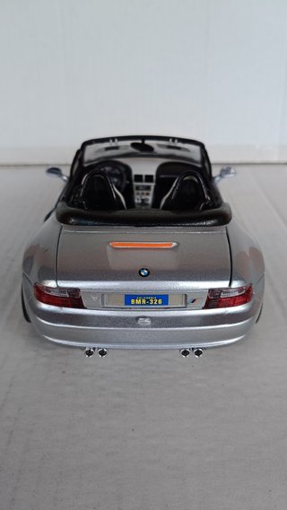1/18 MODELLO AUTO BMW ROADSTER CABRIO BURAGO