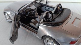 1/18 MODELLO AUTO BMW ROADSTER CABRIO BURAGO