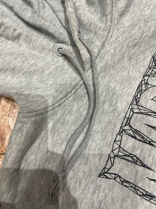 Sudadera gris de Marvel