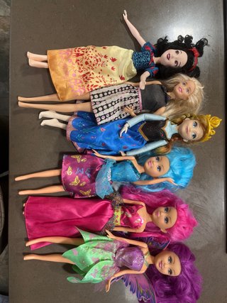 Muñecas Barbie y Princesas Disney