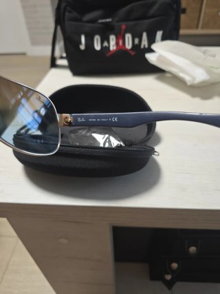 Gafas Ray-Ban Doradas y Negras