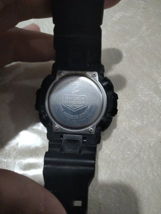 Reloj Casio G-Shock Negro y Dorado