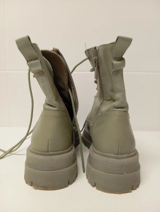Botines Verdes con Suela Track