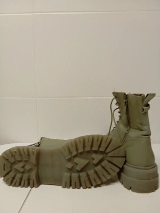 Botines Verdes con Suela Track