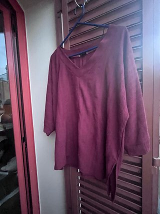 Blusa Couchel Burdeos Talla L+