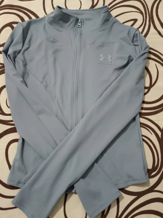 Nuovo set sportivo Under Armour per ragazze