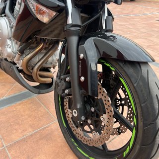 Kawasaki ER6N Negra