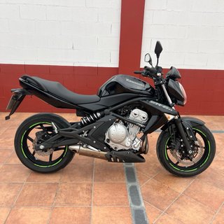 Kawasaki ER6N Negra