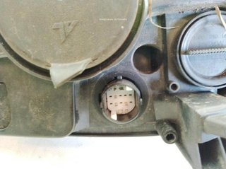 Faro izq 0000051757538 fiat bravo ii 198 23069633