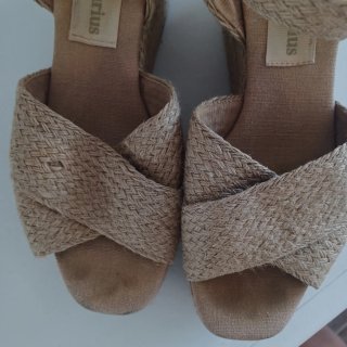 Sandalias de esparto Stradivarius T.37