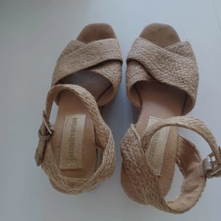 Sandalias de esparto Stradivarius T.37