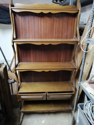 Estantería vintage de madera