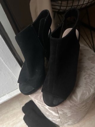 Sandalia zapato tacón abierto negro