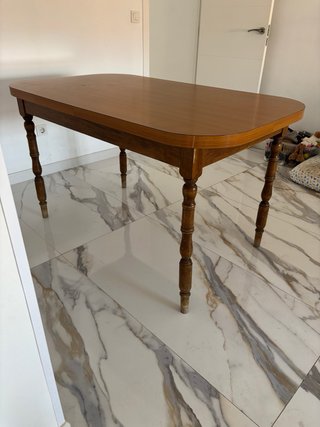 Mesa camilla de madera con patas torneadas 135x80