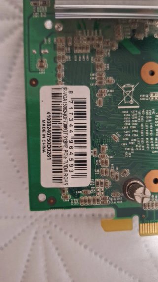 Tarjeta Gráfica Point of View 512MB DDR2