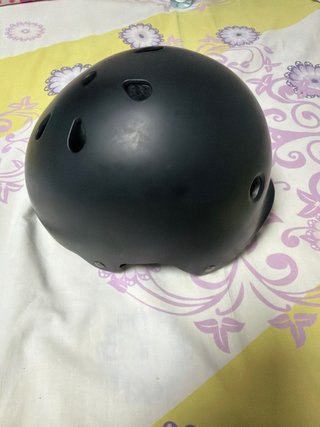 Casco de patinaje