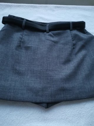 Falda pantalón niña gris talla S