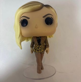 Funko Pop Mujer Rubia Animal Print