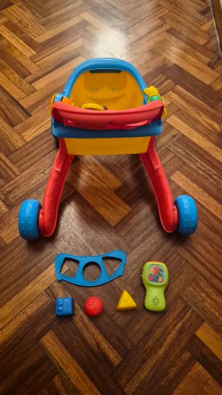 Andador correpasillos Chicco con juegos