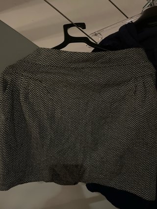 Falda Mango Negro Gris