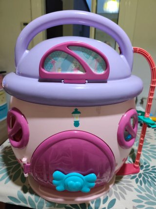 Casa Bebés Llorones con 11 Muñecos