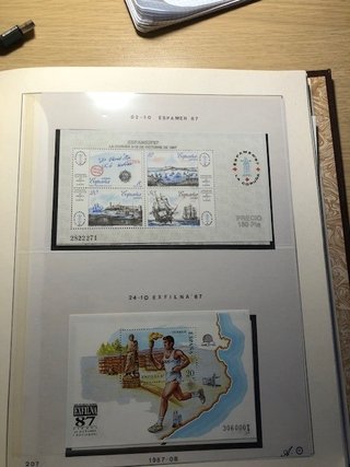 Colección de sellos de España 1983-1989