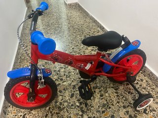 Bicicleta Spiderman Roja Ruedines
