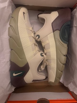 Nike Metcon 7 Unisex Beige/Verde Talla 42.5