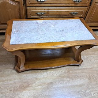 Regalo Mesa de centro baja madera antigua.