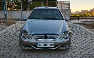 Mercedes-Benz Clase C 2005