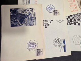 Lote de más de 100 sobres postales con sellos