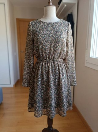 Vestido corto floral vaporoso Talla M