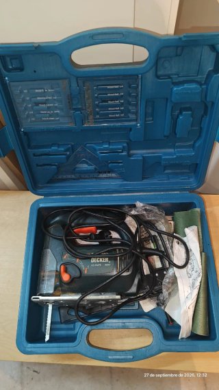 Sierra de calar Black & Decker KS654PE 400W