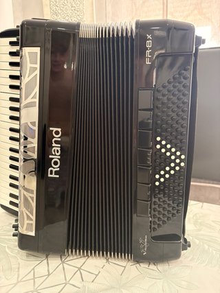 Acordeón Roland V-Accordion FR-8x