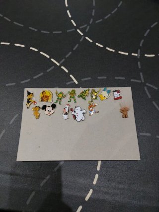 Lote de 14 Pins de Dibujos Animados