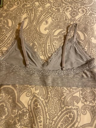 Reggiseno sportivo H&M grigio con pizzo