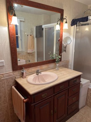 Mueble de Lavabo con Espejo