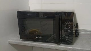 Microondas negro con Grill TAURUS MW920DG - 900W
