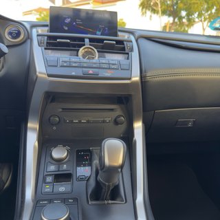Lexus NX 2.5 hibrido!!! 197cv