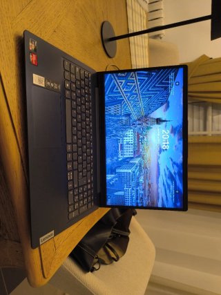 Ordenador portátil Lenovo