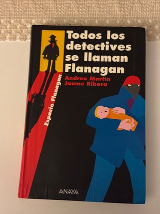 Todos los detectives se llaman Flanagan