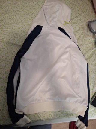 Giubbotto sportivo con cappuccio