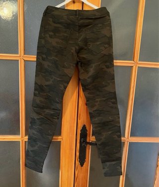 Lote de 3 pantalones Zara, Berska y local