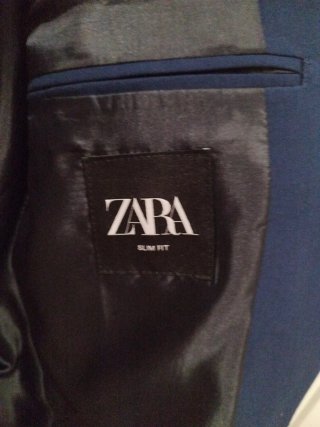 Traje completo Zara Azul Marino y dos camisas