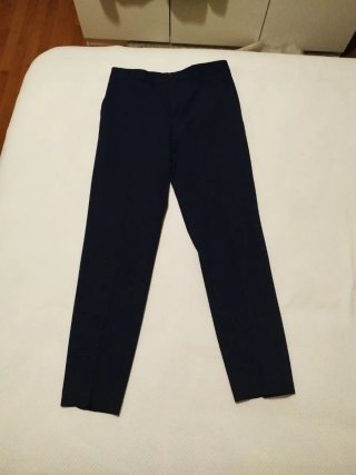 Traje completo Zara Azul Marino y dos camisas