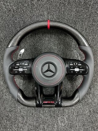 Volante Mercedes AMG Carbono Personalizado